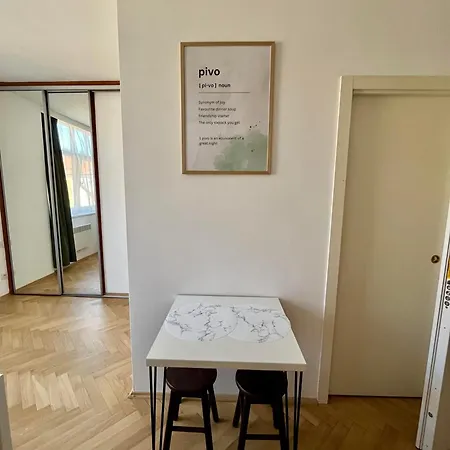 Brand New Studio In The Center *